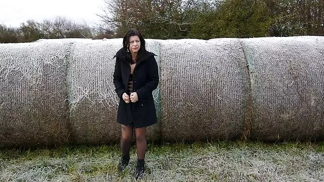 Porno pas d'inscription  film x hd Les chats sauvages aiment non seulement taquiner sur Internet, mais aussi taquiner votre adversaire parler avec son comportement dépravé. Et aujourd'hui, son ami a eu de la chance, parce que la fille lui a donné un spectacle de la dépravée, à partir de laquelle l'homme a sorti ses chevilles avec des chevilles.  La jeune fille debout à quatre pattes devant la webcam pour montrer son beau cul.  Laissez le pantalon rayé mince Cacher les trous jusqu'à présent - mais il semble non seulement délicieux, 