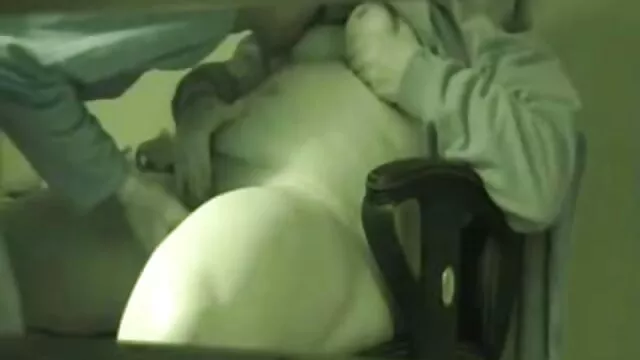 Porno pas d'inscription  Le poulet dans un dortoir video x gratuite mature donne du jazz!