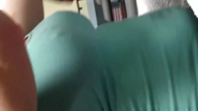 Porno pas d'inscription  Deux film x chinois gratuit charmantes filles au service de l'homme heureux
