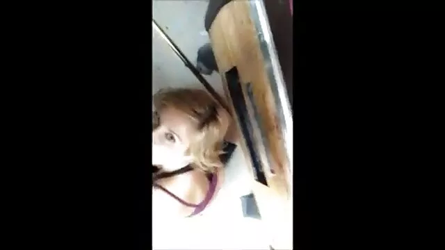 Porno pas d'inscription  Une video pornographique massage huile poupée donne en haut avec masturbation anal sexe à domicile